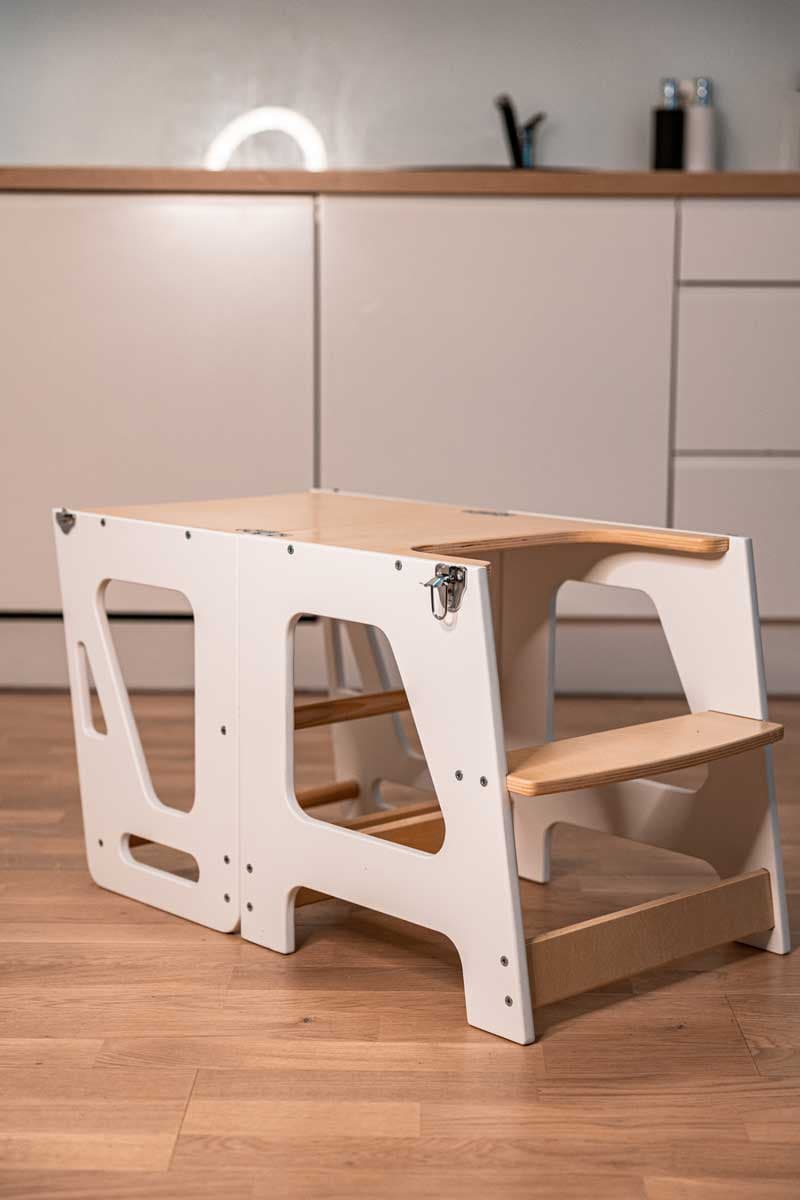 KIFFT Learning Tower / Table Set
